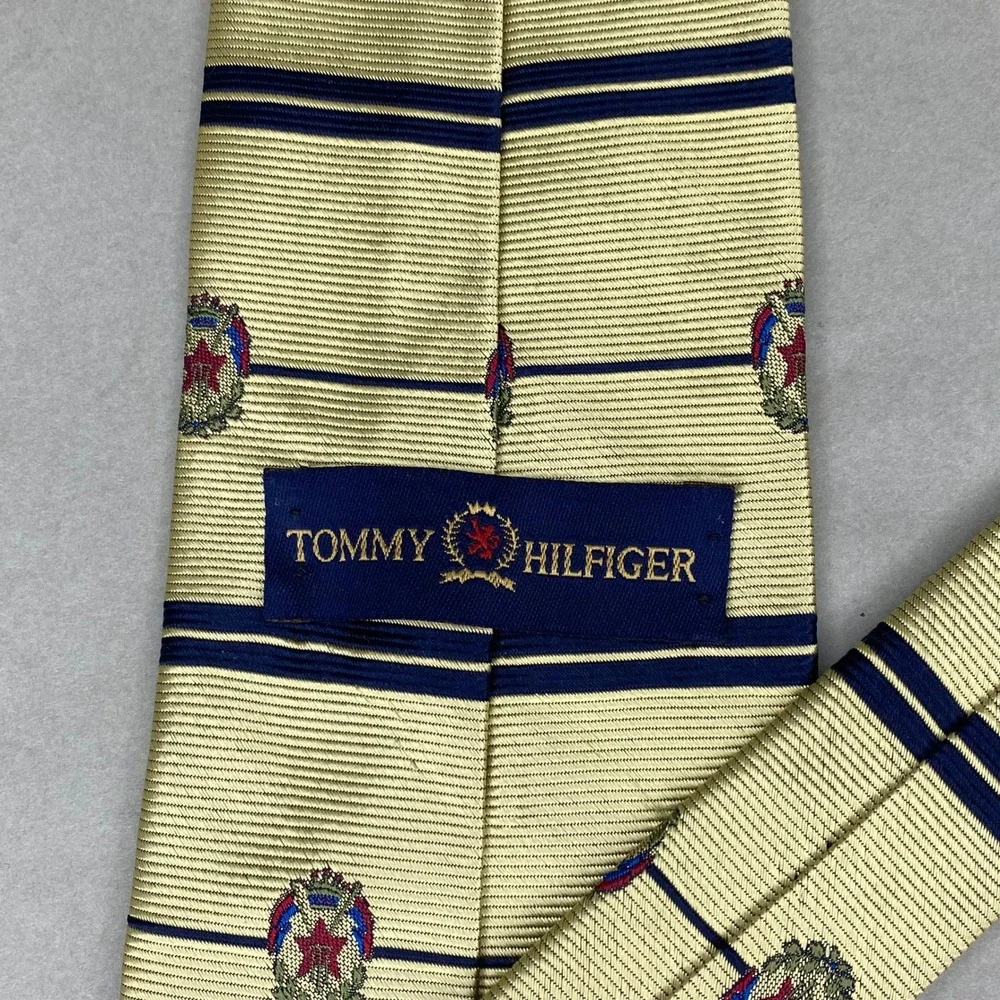 VTG‎ Tommy Hilfiger Silk Tie Mens Crest Striped Preppy Old Money Aesthetic 58x4